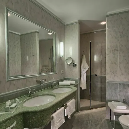 Sollievo 4* Монтегротто-Терме