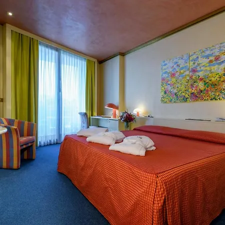 Ξενοδοχείο Sollievo 4*